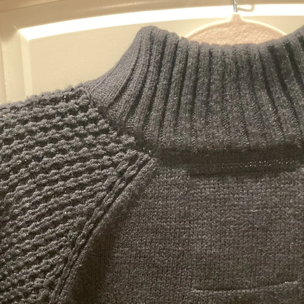 Men’s vintage weatherproof navy sweater large